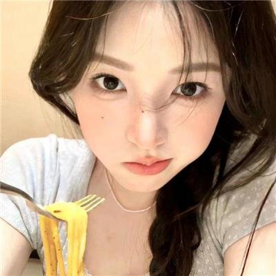 野犬撕碎了那女孩的白婚纱